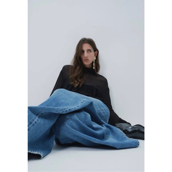 Blue Denim Wide Leg Jeans (Size 6) - Picture 5 of 9